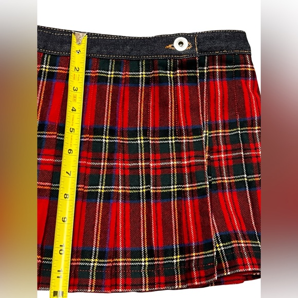 Dolce & Gabbana Pleated Plaid Tartan Mini Skirt Y2K Grunge Festival 33” like M/L - Picture 3 of 11